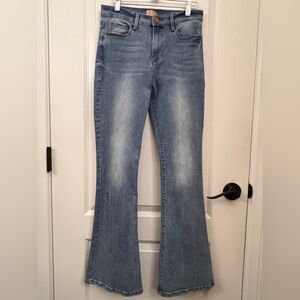 Simple Society Flare Distressed Light Wash Jeans Women’s 5/27